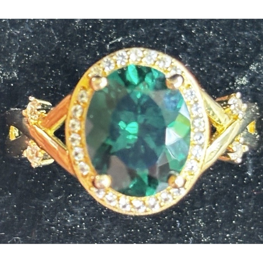 Sterling Silver Lab Created Emerald Ring Size 8 DK
